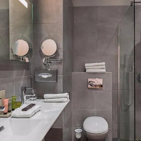 호텔 Manoir De Kerhuel De Quimper 4*