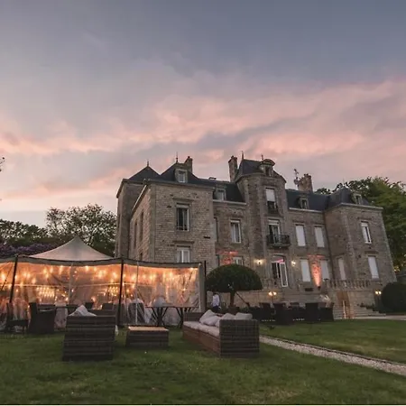 Manoir De Kerhuel De Quimper Plonéour-Lanvern